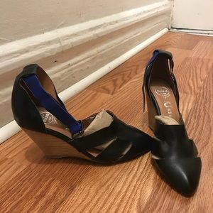 ✨SALE✨Jeffrey Campbell Vonda Wedges